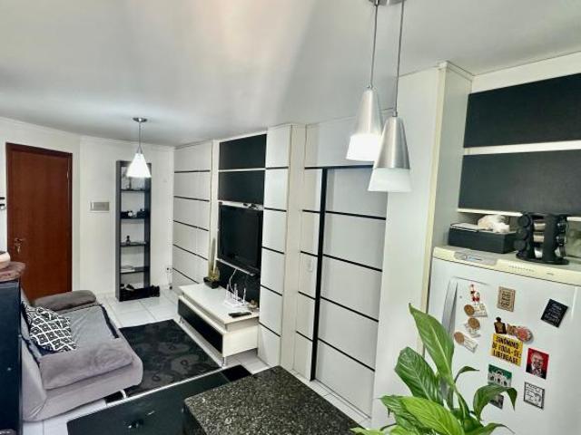 Apartamento venda em Região Geográfica Imediata do Distrito Federal, Região Integrada de Desenvolvimento do Distrito Federal e Entorno