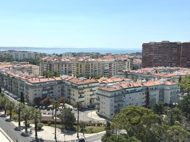 Apartamento venda em Nova Oeiras, Oeiras