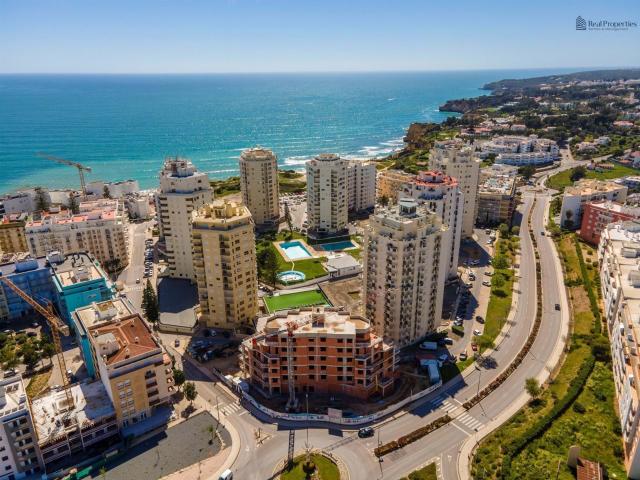 Apartamento venda em Armação De Pêra, Faro