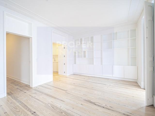 Apartamento venda em Santo António, Lisboa