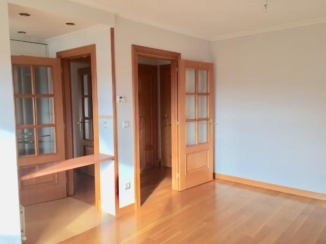Apartamento en alquiler en A Miñoquiña, Vigo