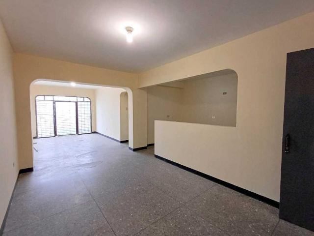 Oficina en alquiler en Iribarren, Lara