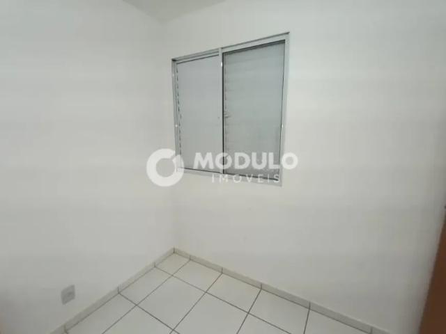 Apartamento aluguel em Região Geográfica Imediata de Uberlândia, Oliveira Fortes