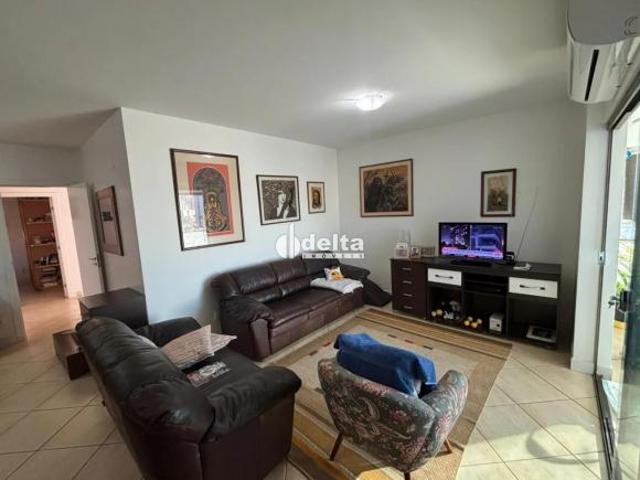Apartamento venda em Setor Central, Uberlândia