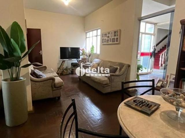 Apartamento venda em Setor Central, Uberlândia