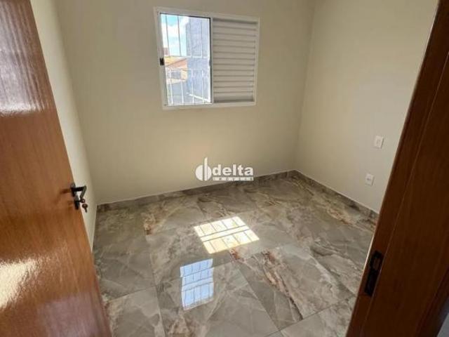 Apartamento venda em Região Geográfica Imediata de Uberlândia, Oliveira Fortes