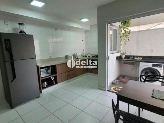 Apartamento venda em Jardim Patrícia, Uberlândia