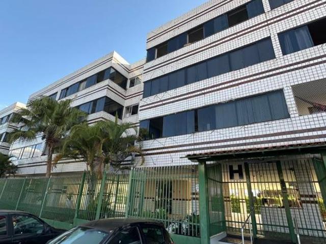 Apartamento venda em Região Geográfica Imediata do Distrito Federal, Região Integrada de Desenvolvimento do Distrito Federal e Entorno