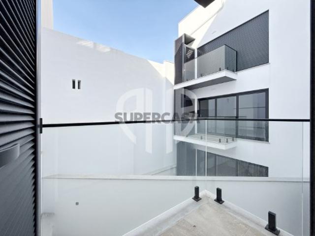 Casa venda em Pederneira, Leiria