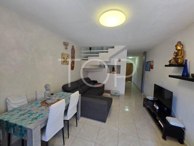 Piso en venta en Los Olivos, Adeje
