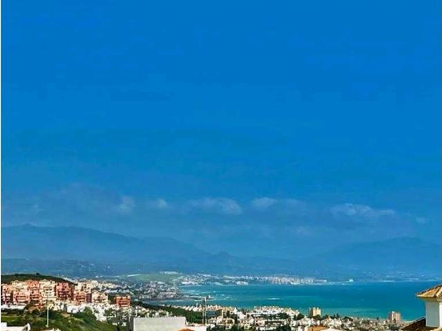 Apartamento en alquiler en Castillo de la Duquesa, Manilva