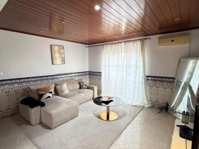 Apartamento venda em Á-Dos-Potes, Alverca Do Ribatejo