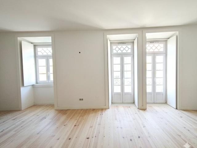 Apartamento venda em Bairro de Inglaterra, Lisboa