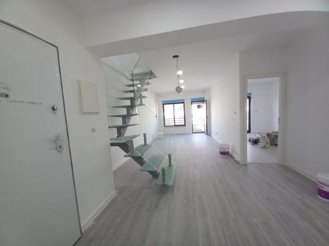 Apartamento venda em Almada, Setúbal