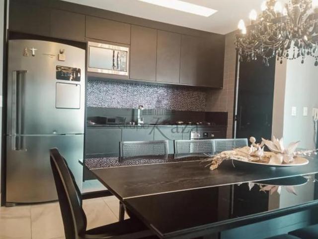 Apartamento venda em Região Imediata de São José dos Campos, Região Metropolitana do Vale do Paraíba e Litoral Norte