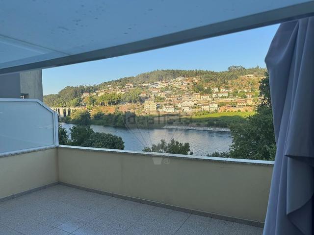 Apartamento venda em Eja, Penafiel