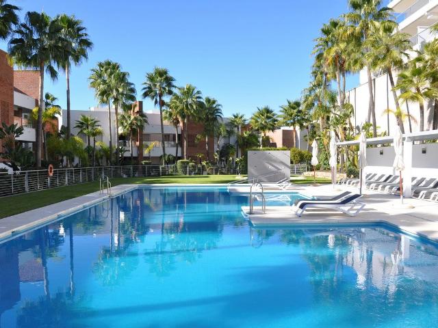 Apartamento en venta en Alquería, Costa del Sol Occidental