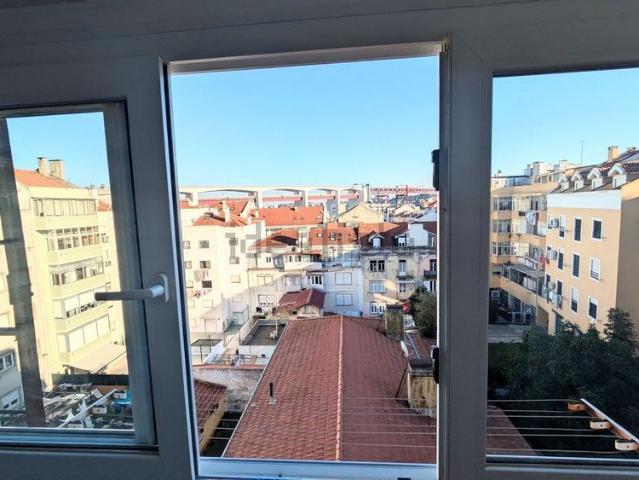 Apartamento alugar em Avenidas Novas, Lisboa