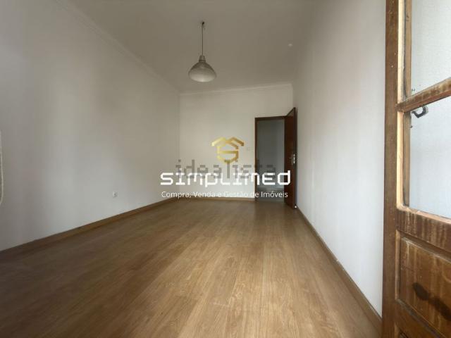 Apartamento alugar em Bairro Ferroviário, Barreiro
