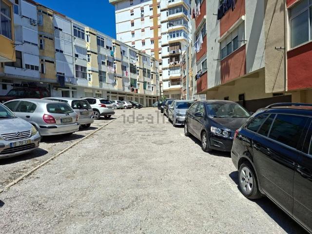 Apartamento alugar em Bairro Ferroviário, Barreiro e Lavradio