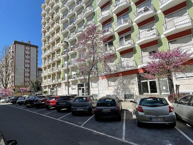 Apartamento alugar em Avenidas Novas, Lisboa