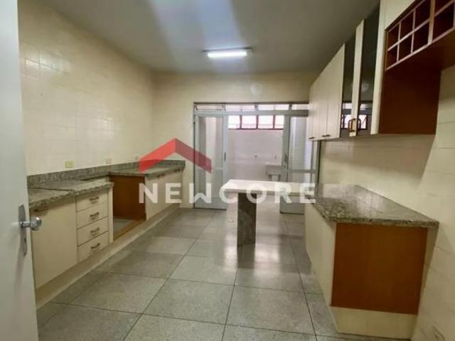 Apartamento venda em Região Imediata de Marília, Marília