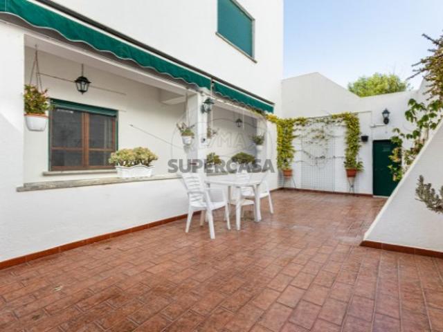 Casa venda em Azambuja