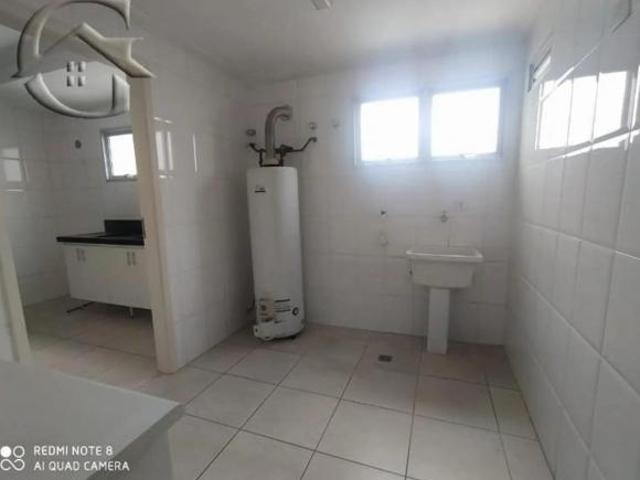 Apartamento venda em Marília