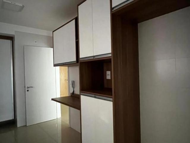 Apartamento venda em Região Imediata de Marília, Marília