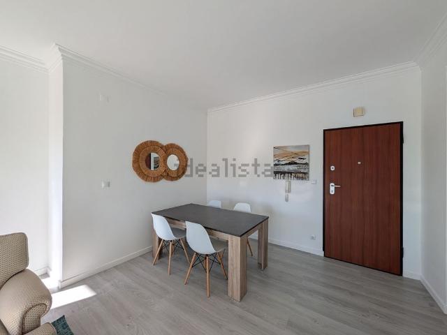 Apartamento alugar em Bairro Ferroviário, Barreiro