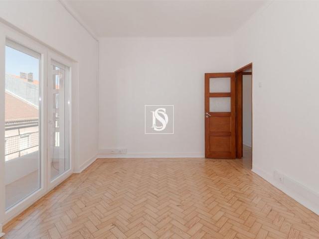 Apartamento alugar em Bairro Ferroviário, Barreiro e Lavradio