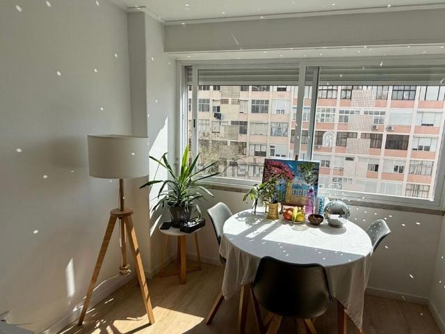 Apartamento alugar em Bairro Ferroviário, Barreiro