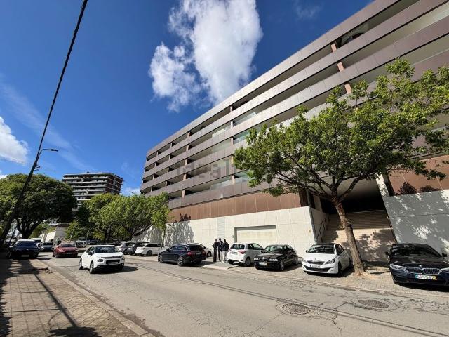 Apartamento alugar em Devesas, Vila Nova De Gaia