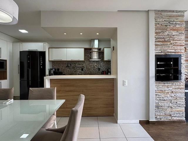 Apartamento venda em Região Geográfica Imediata de Florianópolis, Desterro