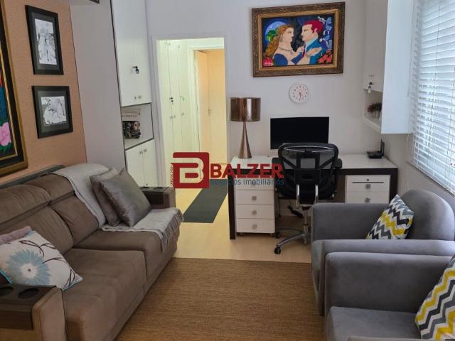 Apartamento venda em Região Geográfica Imediata de Florianópolis, Desterro