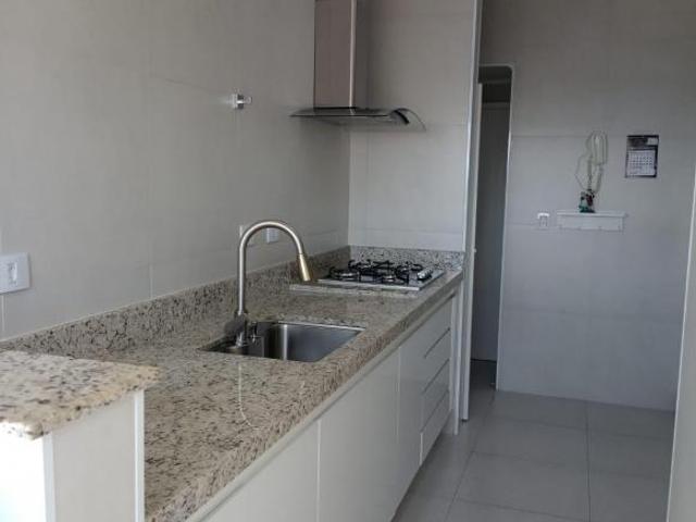 Apartamento venda em Região Imediata de São José dos Campos, Região Metropolitana do Vale do Paraíba e Litoral Norte