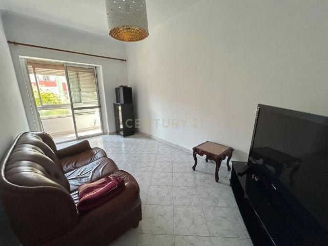Apartamento alugar em Bairro Olaio, Odivelas