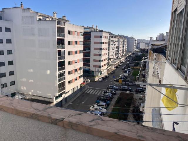 Apartamento alugar em Bairro Olaio, Odivelas