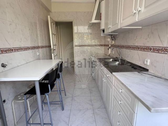 Apartamento alugar em Bairro Olaio, Odivelas