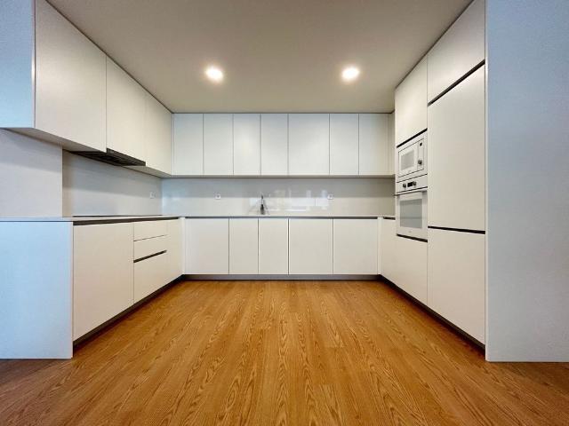 Apartamento alugar em Devesas, Vila Nova de Gaia