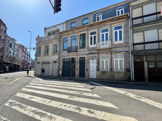 Estúdio alugar em Conjunto Urbano da Ribeira, Porto