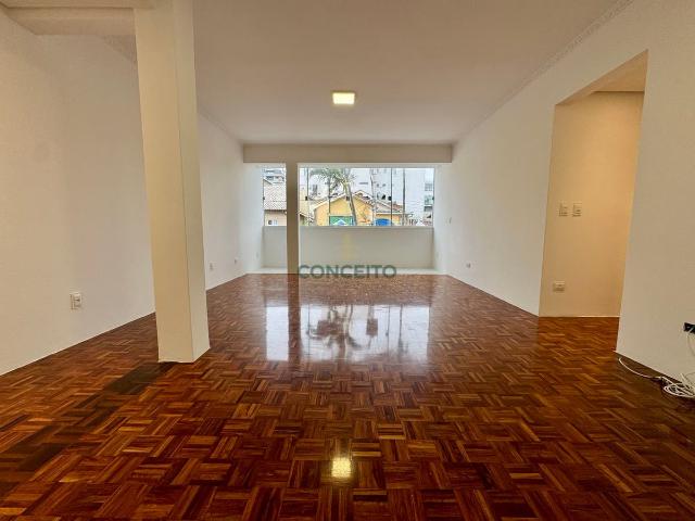 Apartamento aluguel em Coqueiros, Florianópolis