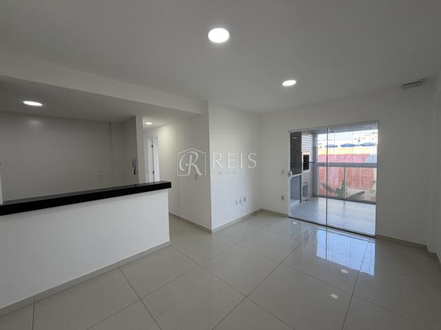 Apartamento venda em Bosque Beira Rio, Rio das Ostras