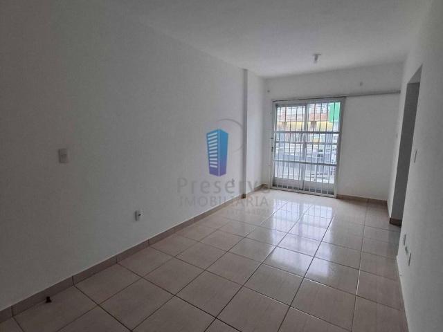 Apartamento aluguel em Jardim Itamirim, Itajaí