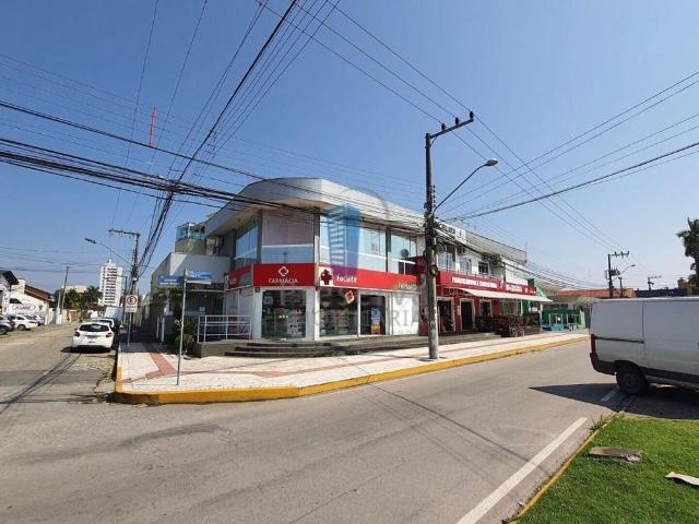 Apartamento aluguel em Jardim Itamirim, Itajaí