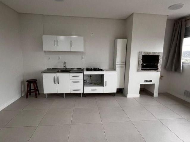 Apartamento aluguel em Jardim Itamirim, Itajaí