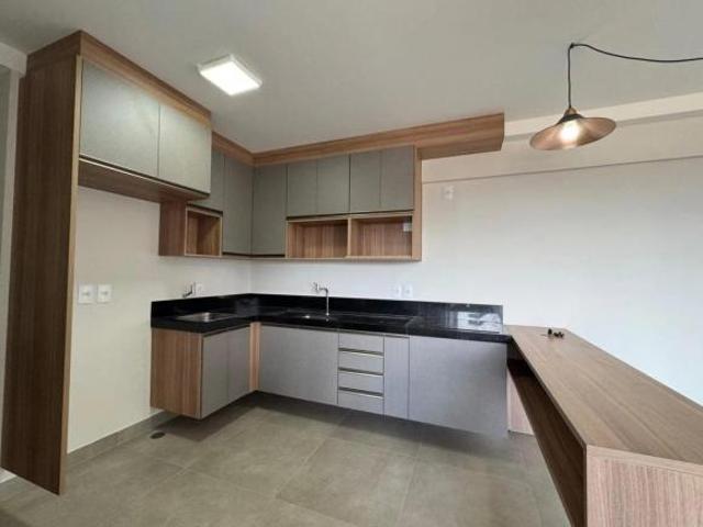 Apartamento venda em Marília