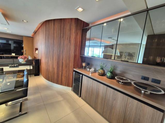 Apartamento venda em Região Geográfica Imediata de Londrina, Londrina