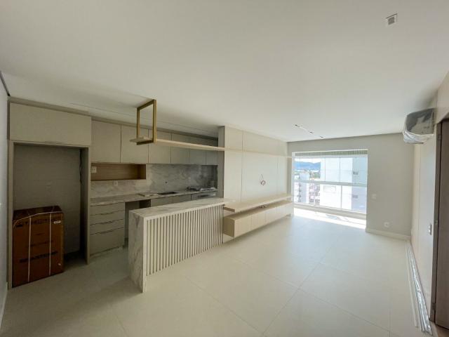 Apartamento aluguel em Região Geográfica Imediata de Florianópolis, Desterro