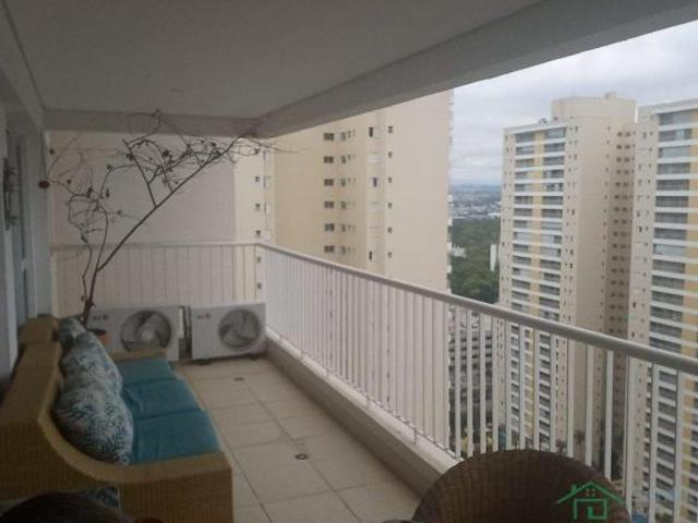 Apartamento venda em Região Imediata de São José dos Campos, Região Metropolitana do Vale do Paraíba e Litoral Norte